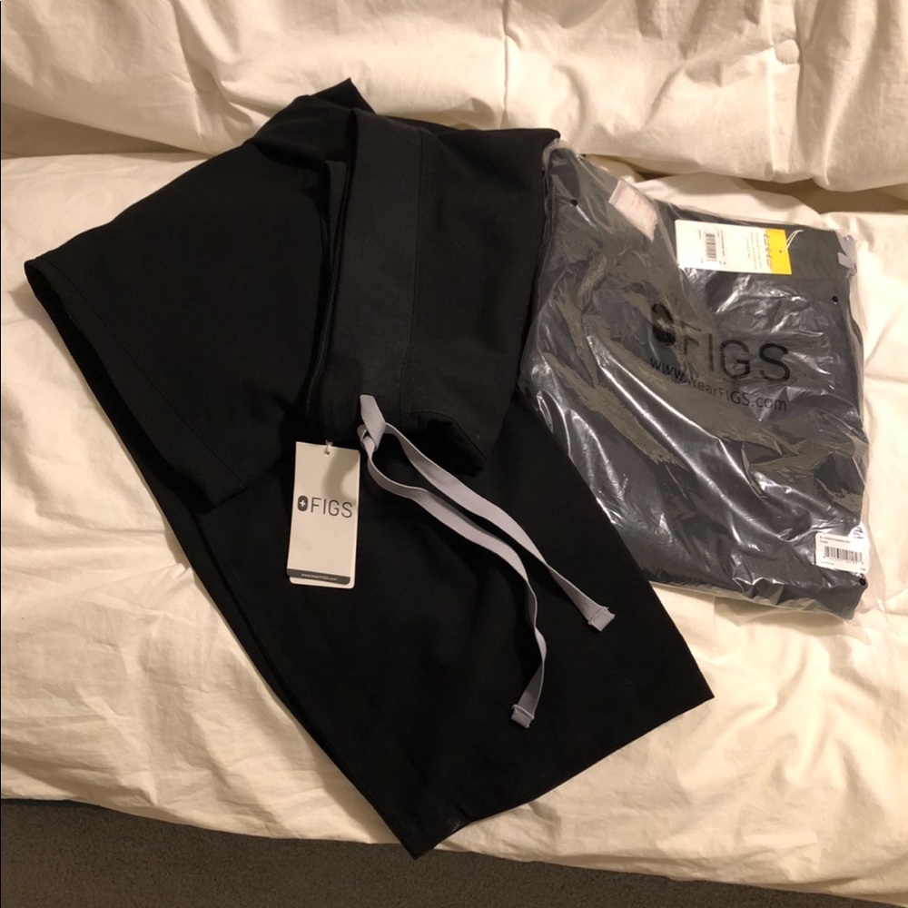 NWT FIGS scrub pants black